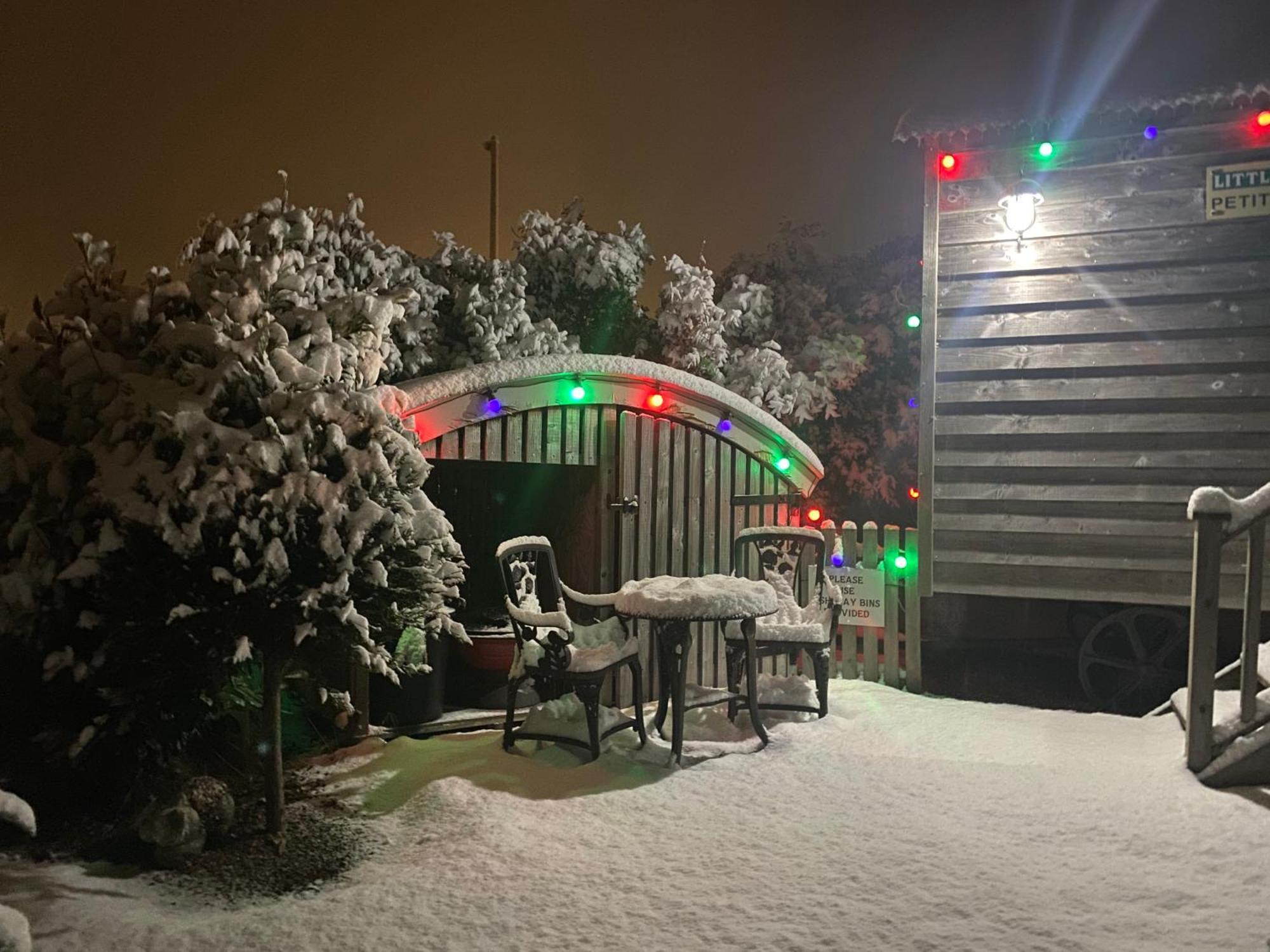 The Little John Petite Cosy Log Cabin - Sleeps 2, Great For Romantic Breaks, Couples, Single Guests, Near Sherwood Forest At Fairview Farm, Nottingham Set In 88 Acres Blidworth Luaran gambar
