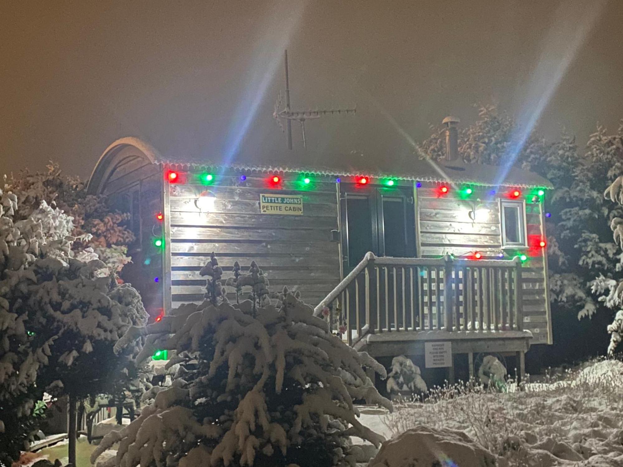 The Little John Petite Cosy Log Cabin - Sleeps 2, Great For Romantic Breaks, Couples, Single Guests, Near Sherwood Forest At Fairview Farm, Nottingham Set In 88 Acres Blidworth Luaran gambar